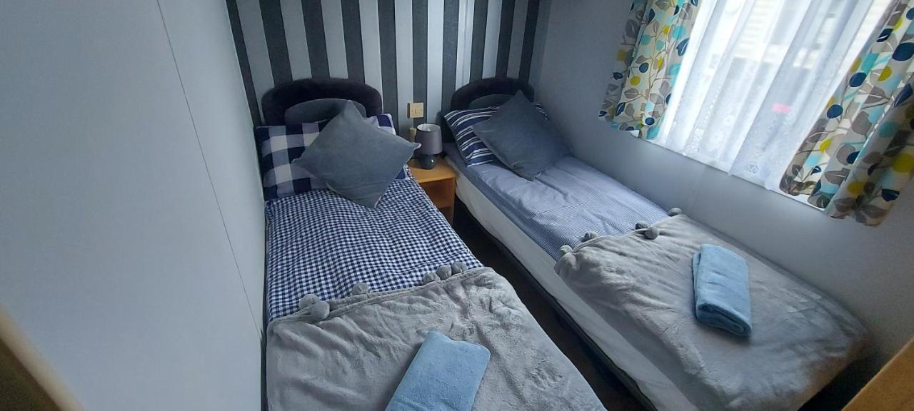 Westmorland 32 Caravan Ballantrae Extérieur photo